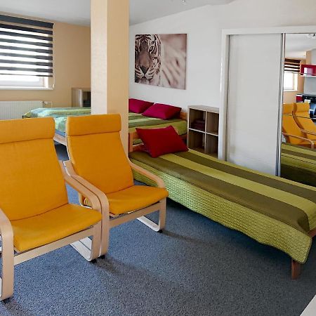 Riga City Center Quiet Apartment With Free Private Parking エクステリア 写真