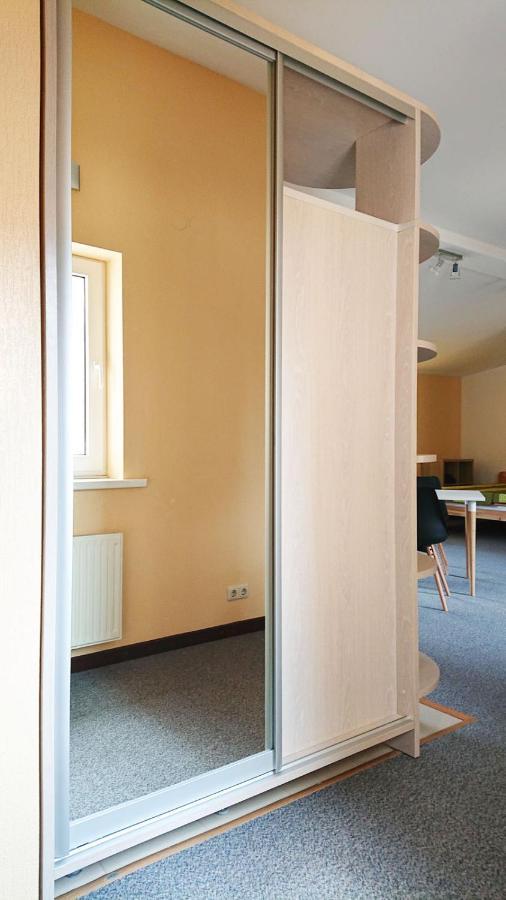 Riga City Center Quiet Apartment With Free Private Parking エクステリア 写真