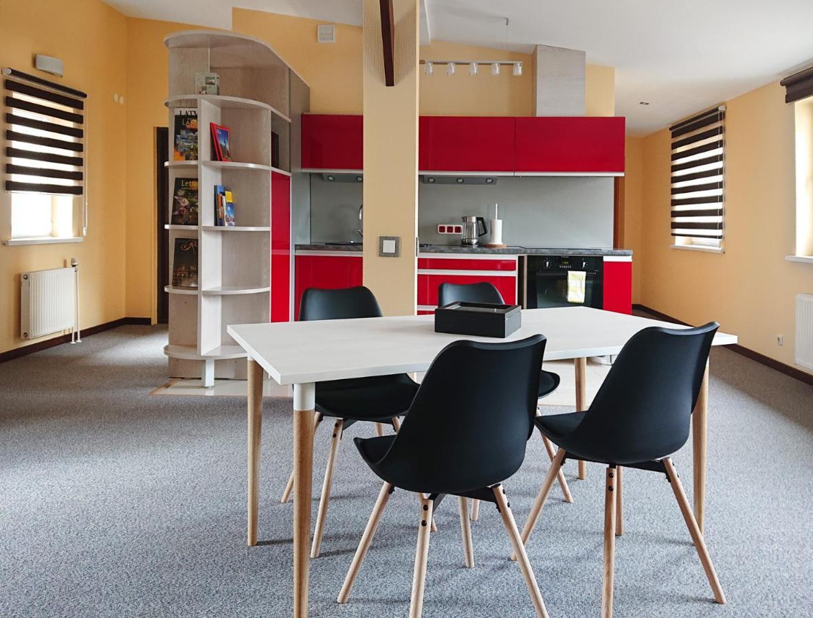 Riga City Center Quiet Apartment With Free Private Parking エクステリア 写真