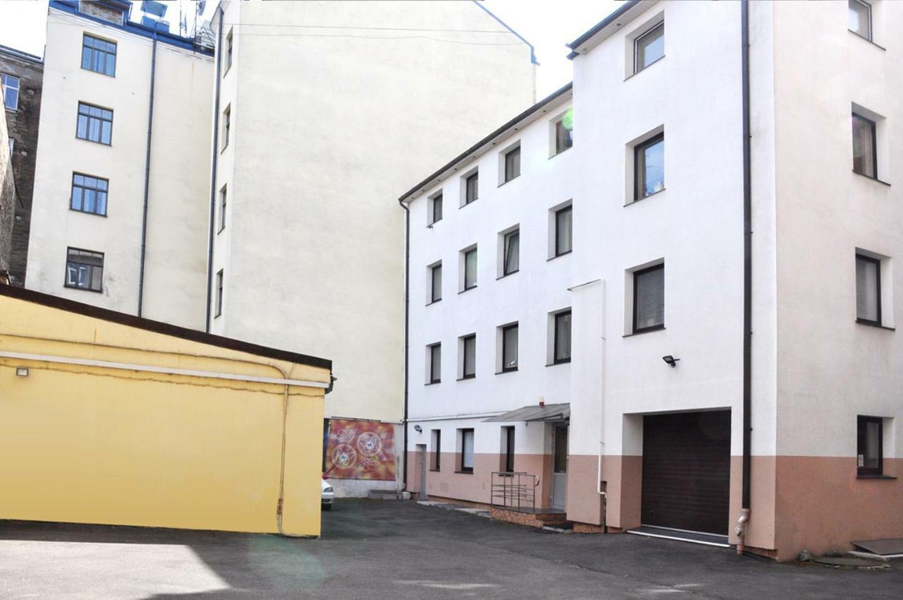 Riga City Center Quiet Apartment With Free Private Parking エクステリア 写真